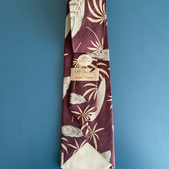 🌸Tommy Bahama Tie🌴🏝 - Picture 3 of 3
